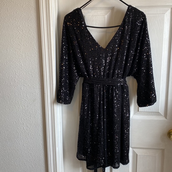 Brand new fashion nova dress with tag - Picture 3 of 4